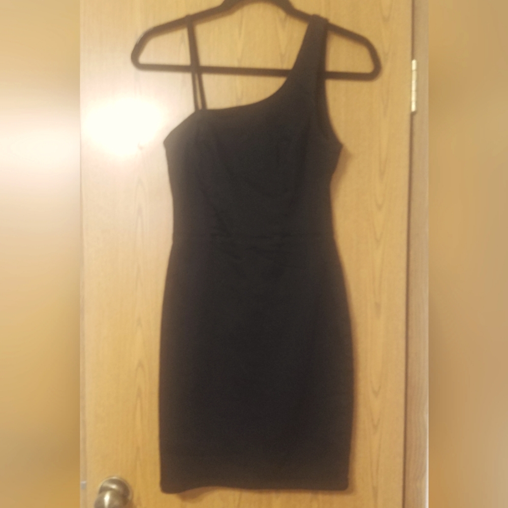 Topshop Chic Black One-Shoulder Dress Size 6
